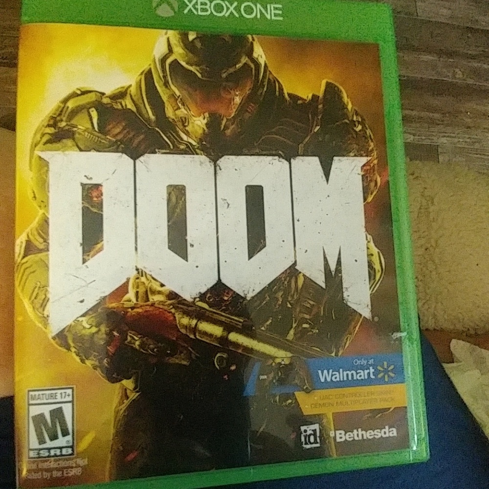 Execellent condition...Doom Xbox One game
